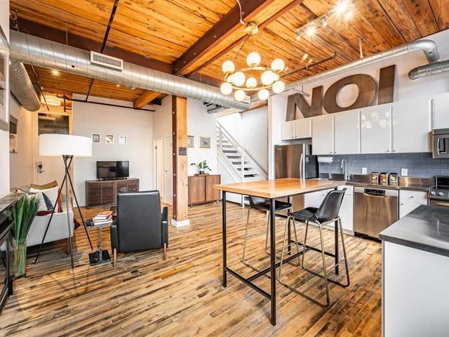 PH06 - 383 Adelaide St E