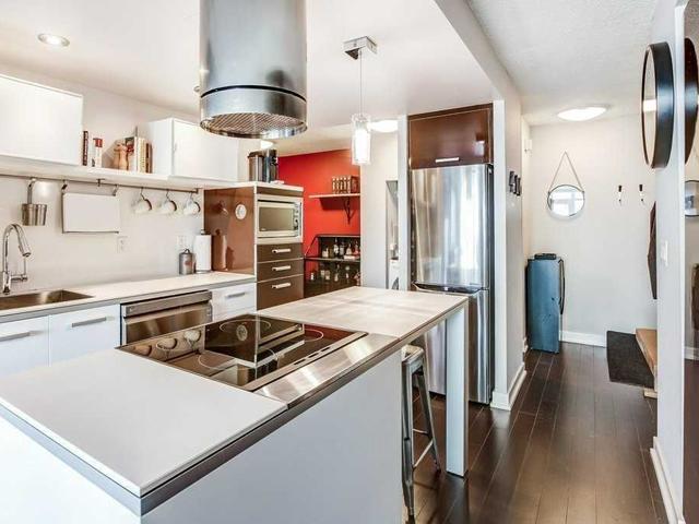 1603 - 38 Dan Leckie Way