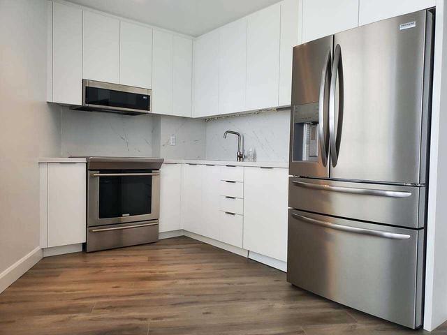 1405 - 260 Queens Quay St W