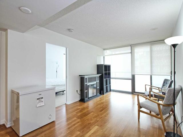 1201 - 38 Grenville St