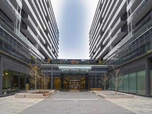 523 - 1030 King St W