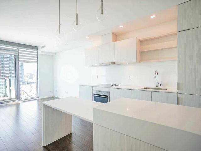 2211 - 16 Bonnycastle St