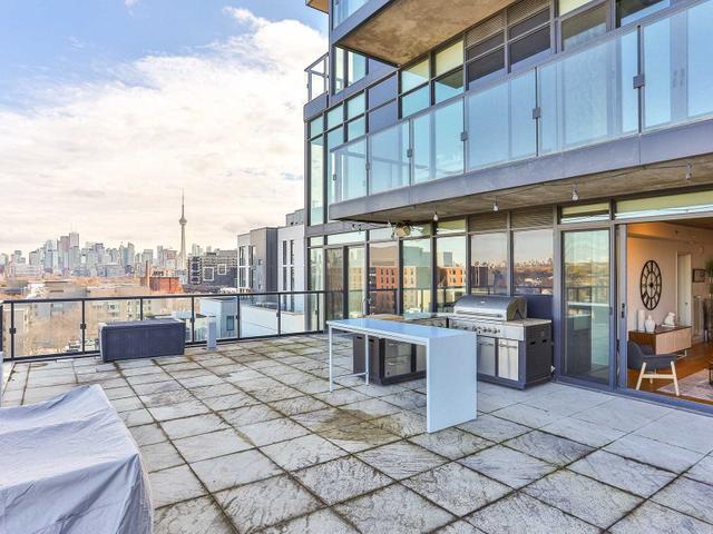 910 - 8 Dovercourt Rd