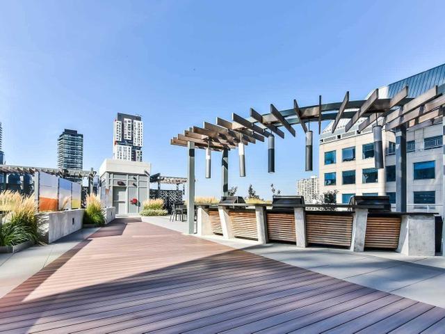 608 - 199 Richmond St