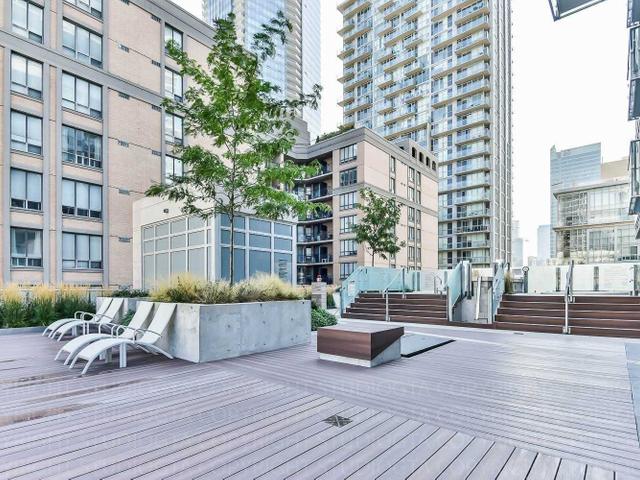 608 - 199 Richmond St