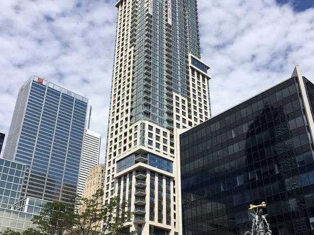 2909 - 88 Scott St St