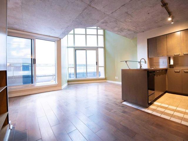 229 - 255 Richmond St E