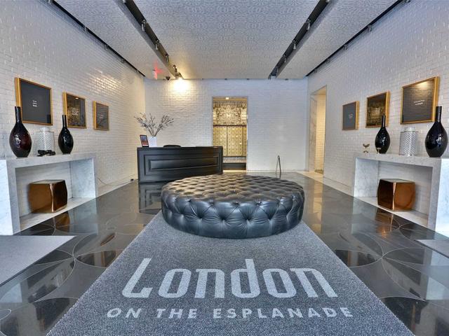 1506 - 38 The Esplanade Ave