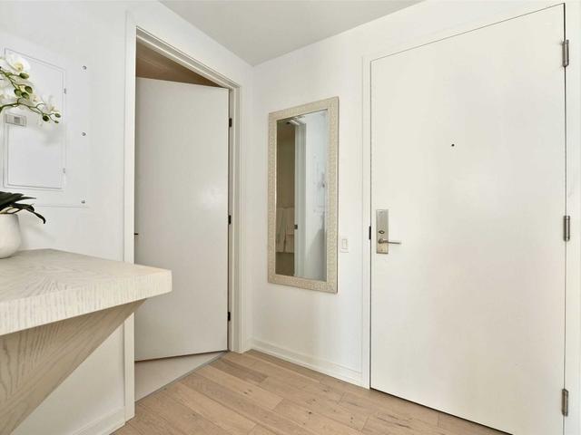 2105 - 60 Colborne St