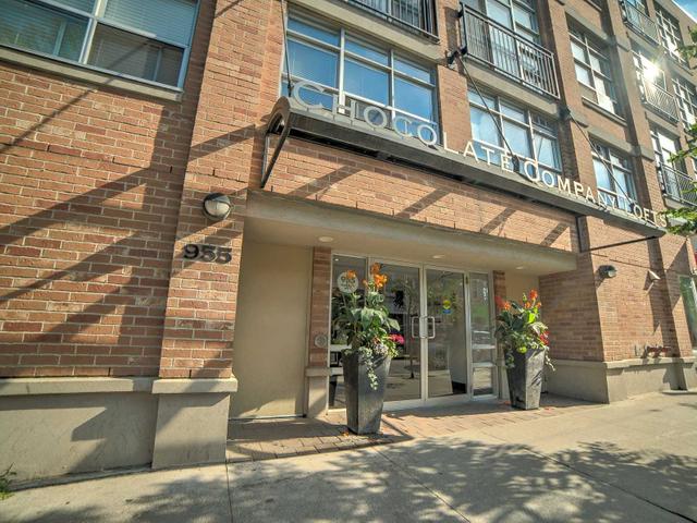 416 - 955 Queen St W