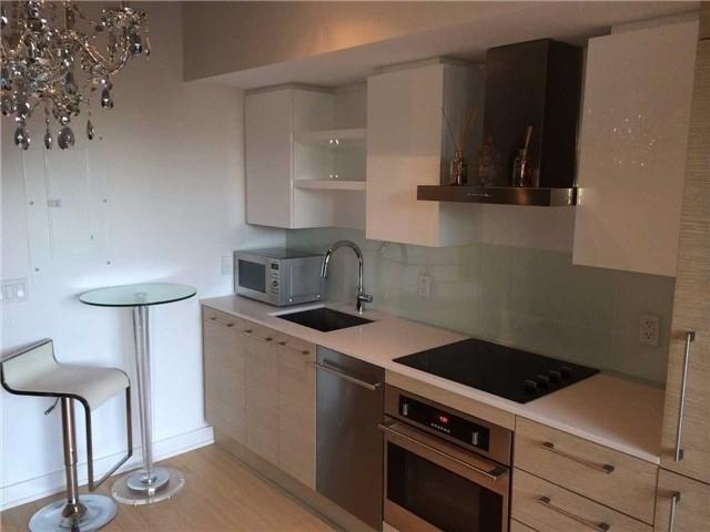 348 - 1030 King St W