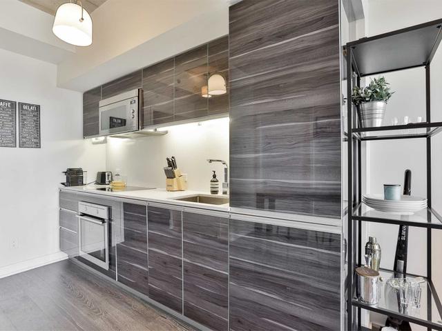 612 - 20 Gladstone Ave