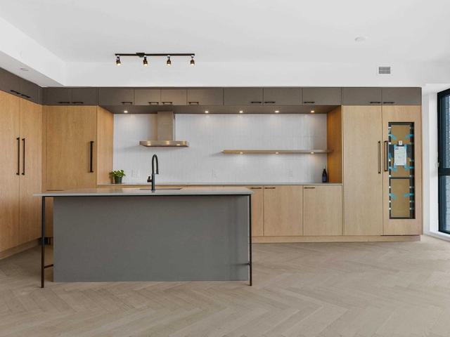 PH 1004 - 41 Dovercourt Rd