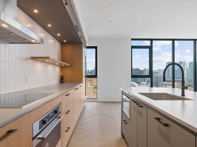 PH 1004 - 41 Dovercourt Rd