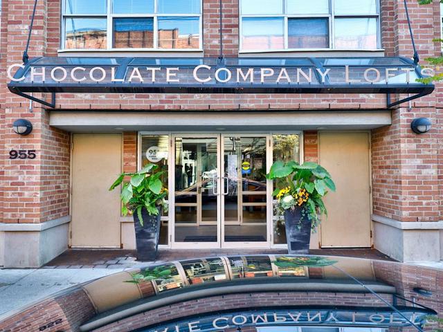 419 - 955 Queen St W