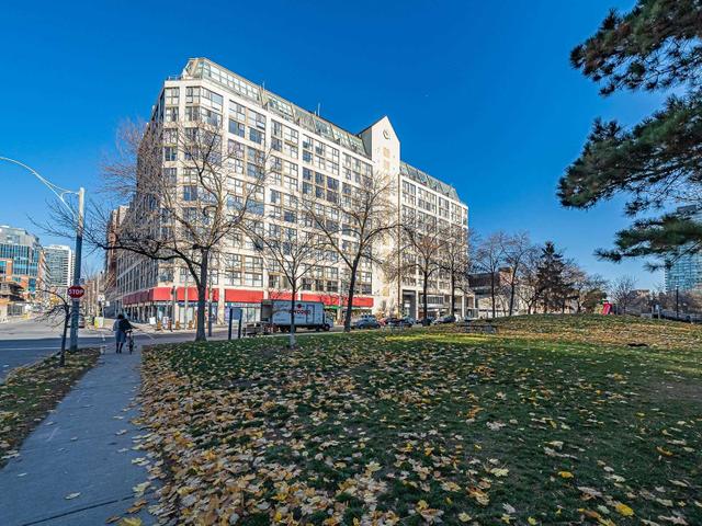 826 - 222 The Esplanade St