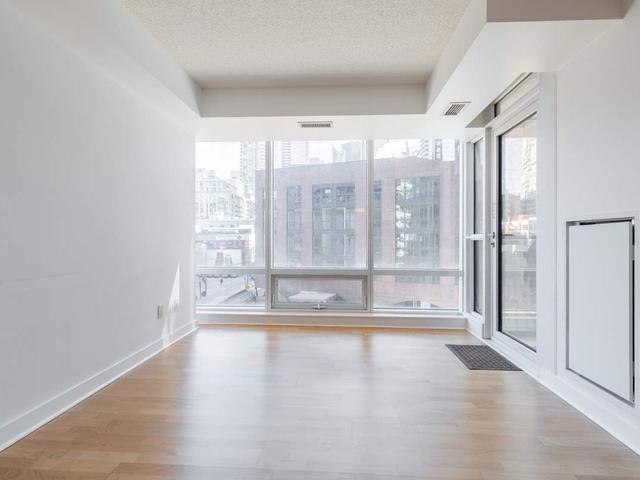 405 - 295 Adelaide  St