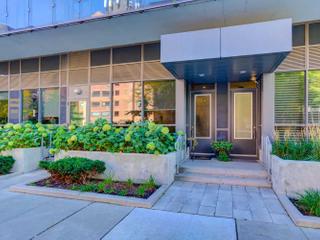 124 - 1030 King St W