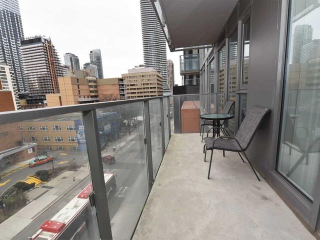 609 - 50 Wellesley St E