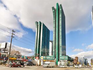 902 - 9 Bogert Ave