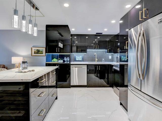 417 - 65 Scadding Ave N