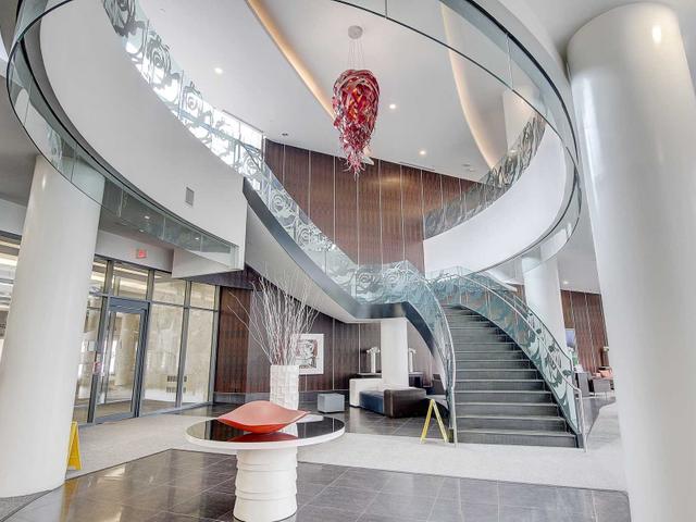 1711 - 5168 Yonge St