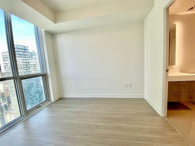 2807 - 1 Yorkville Ave