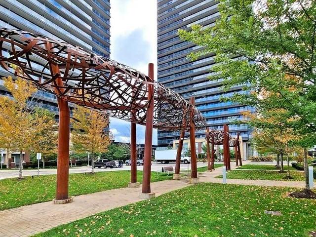 1615 - 29 Singer Crt