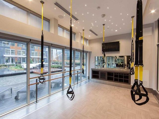 1902 - 88 Sheppard Ave E