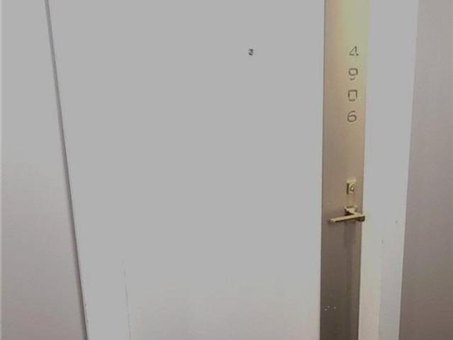 4906 - 8 The Esplanade Ave