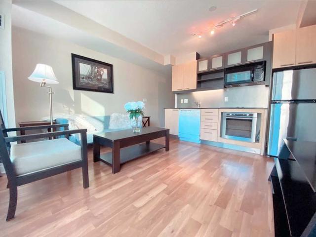 518 - 36 Blue Jays Way