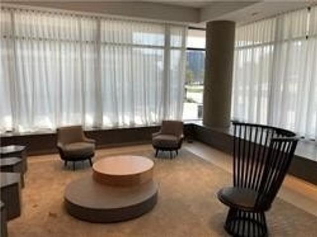 805 - 128 Fairview Mall Dr