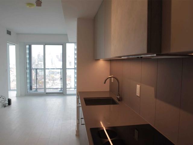 3001 - 19 Western Battery Rd E