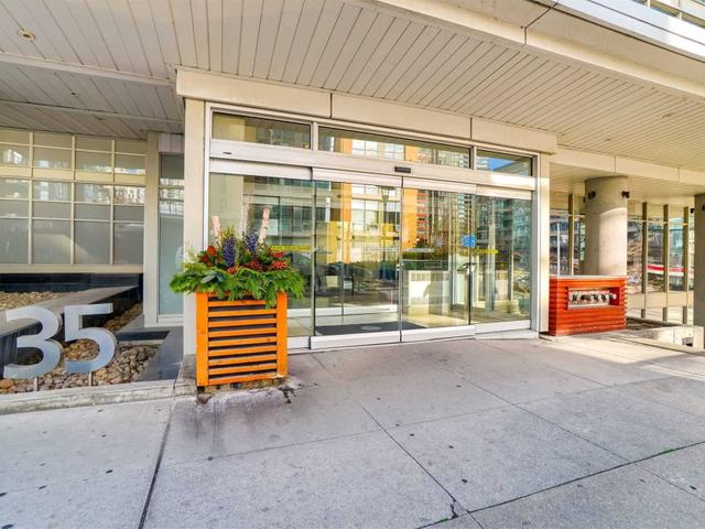 1912 - 35 Mariner Terr