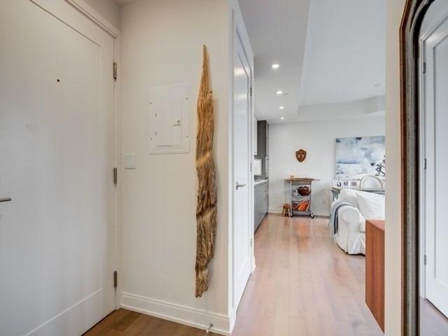 1004 - 55 Front St E