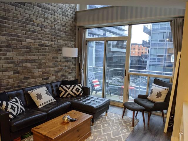 623 - 1029 King St W