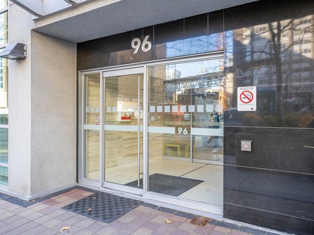 1601 - 96 St Patrick St