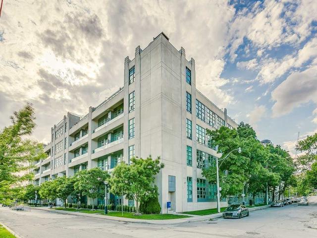 335 - 380 Macpherson Ave