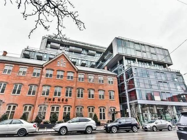 909 - 461 Adelaide St W