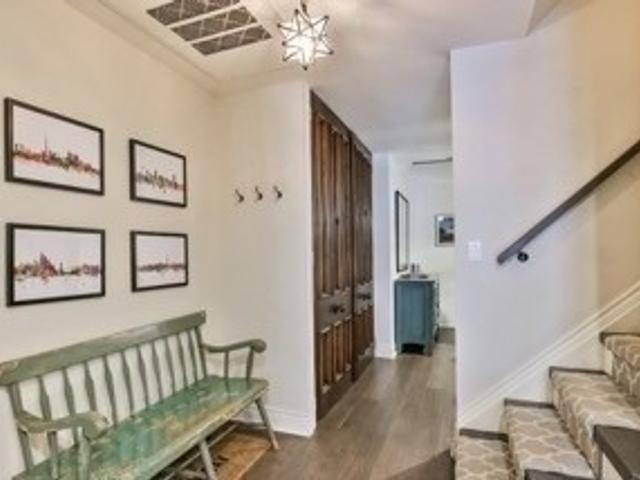 109 - 500 Richmond St W