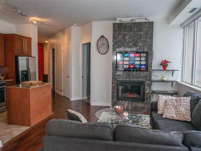 902 - 797 Don Mills Rd