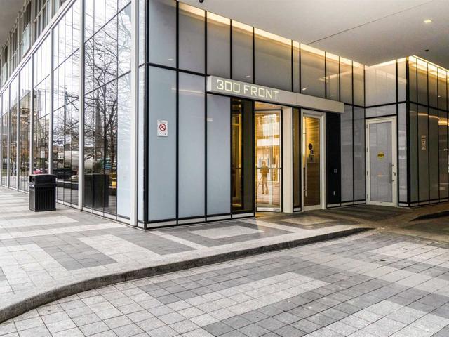 3807 - 300 Front St W