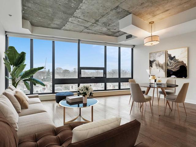 507 - 1239 Dundas St W