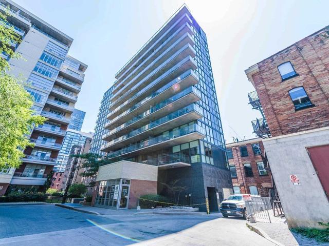 1003 - 478 King St W