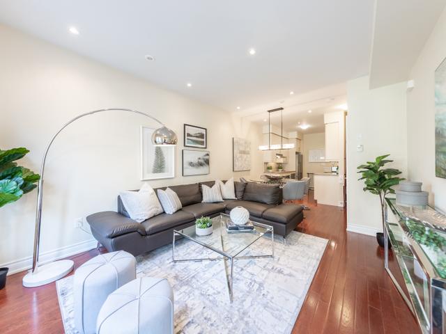 12 - 10 Hargrave Lane