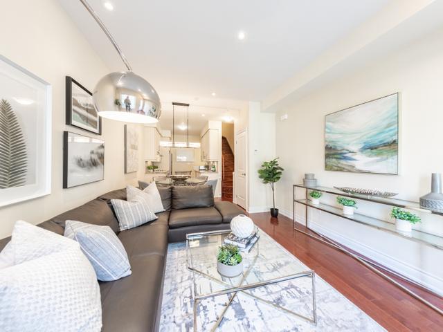 12 - 10 Hargrave Lane