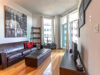 313 - 410 Queens Quay W