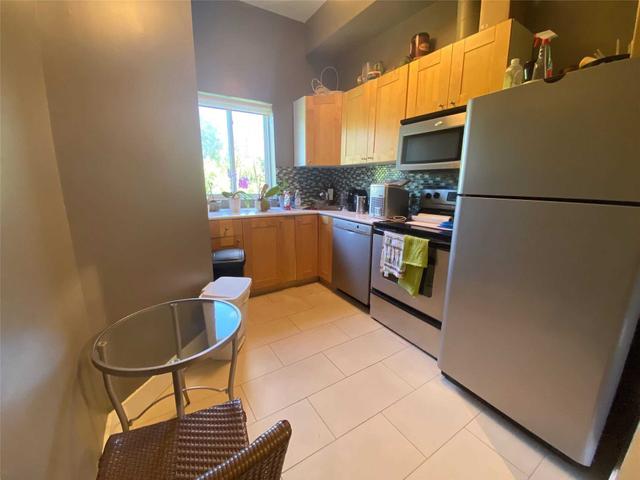 104U - 275 Macpherson Ave