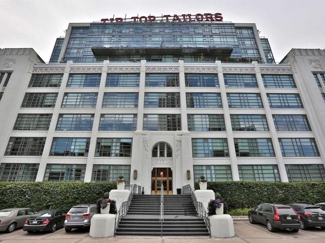 305 - 637 Lake Shore Blvd W