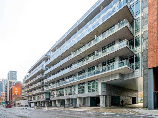 101 - 399 Adelaide St W